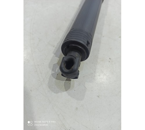 Амортизатор крышки багажника(правый)