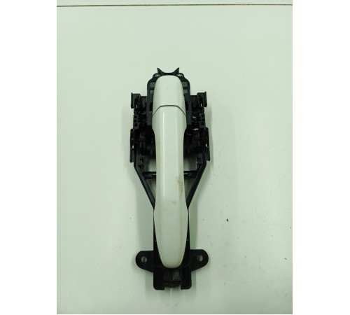 Ручка двери наружная передняя левая