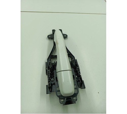 Ручка двери наружная передняя левая