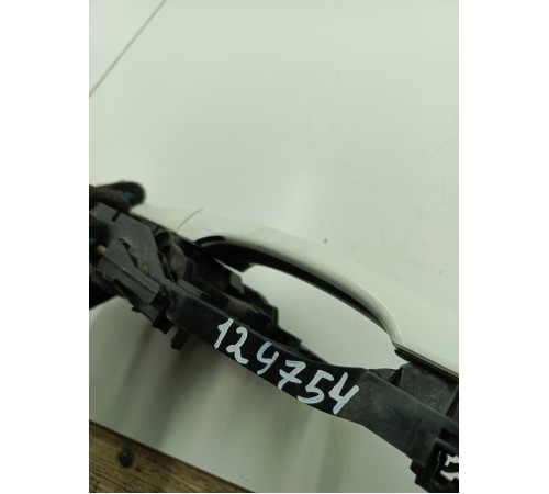 Ручка двери наружная передняя левая