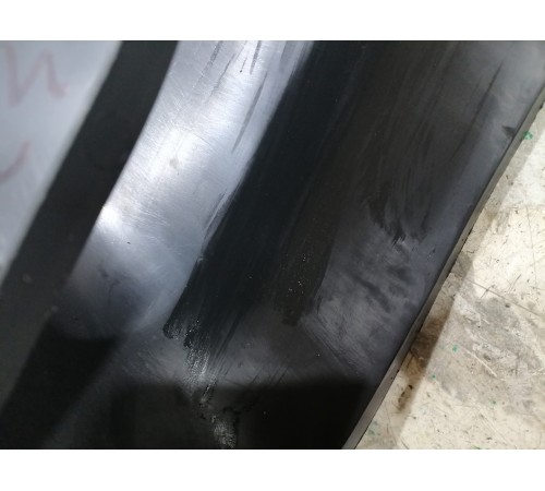 Пластик заглушка кузова