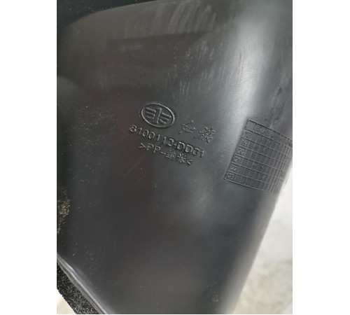 Пластик заглушка кузова