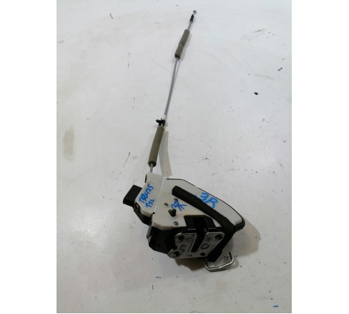 Замок двери задний правый