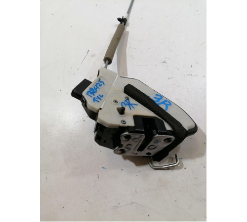 Замок двери задний правый