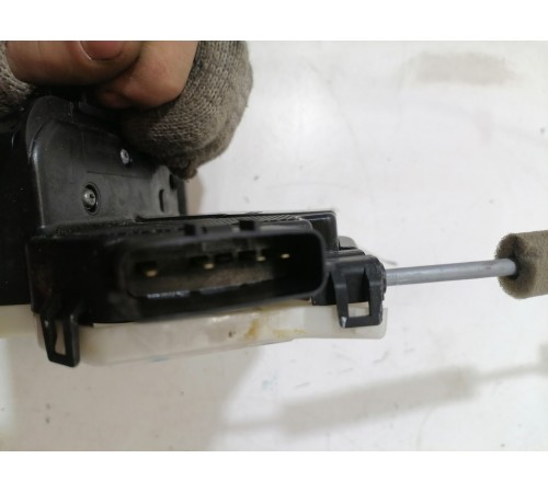 Замок двери задний правый