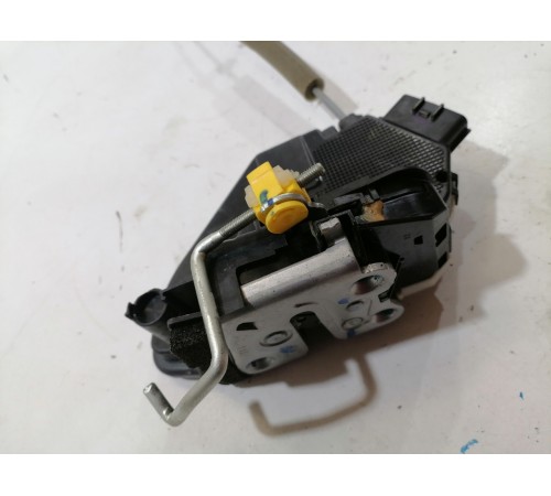 Замок двери задний правый