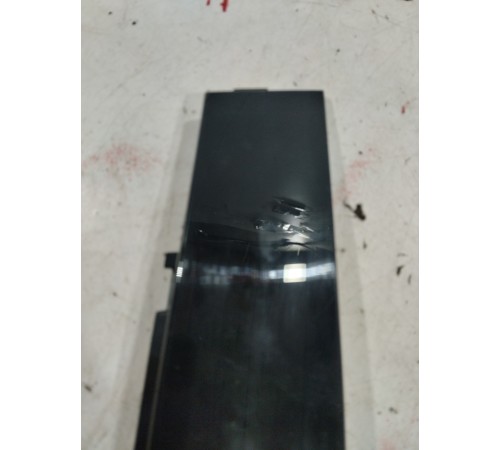 Накладка (молдинг) двери передняя левая