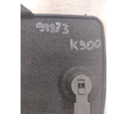 Заглушка обшивки багажника правая