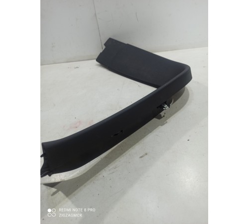 Накладка багажника (левая нижняя)