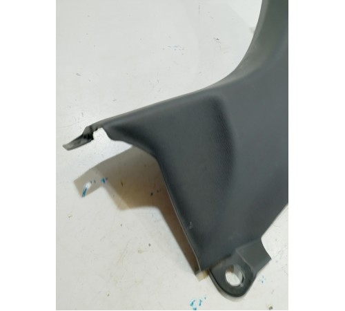 Обшивка стойки передняя правая