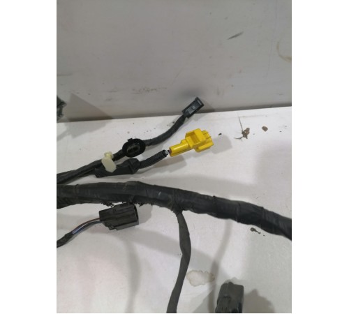 Проводка переднего правого сиденья