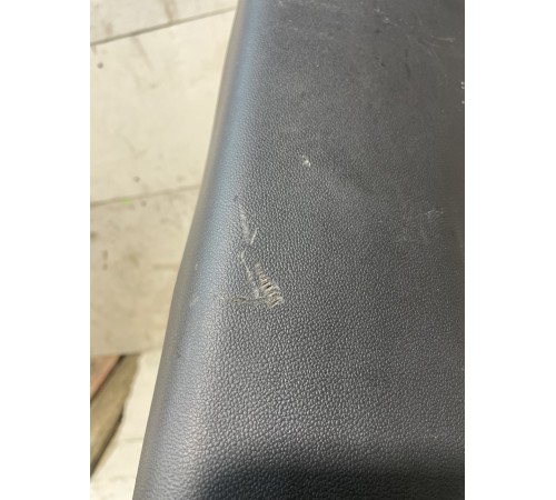 Обшивка стойки центральная левая