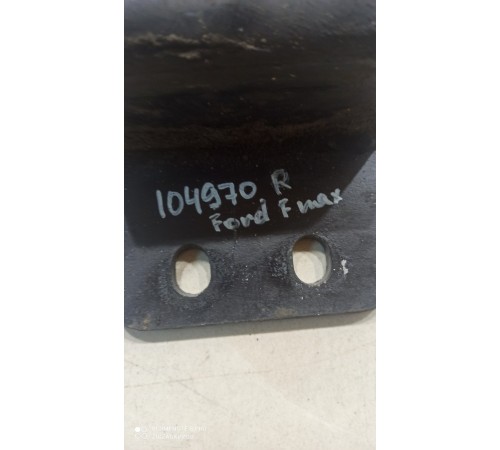 Отбойник передней рессоры(правый)