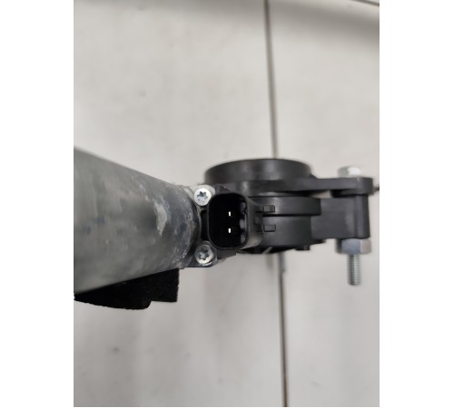 Стеклоподъёмник передний левый