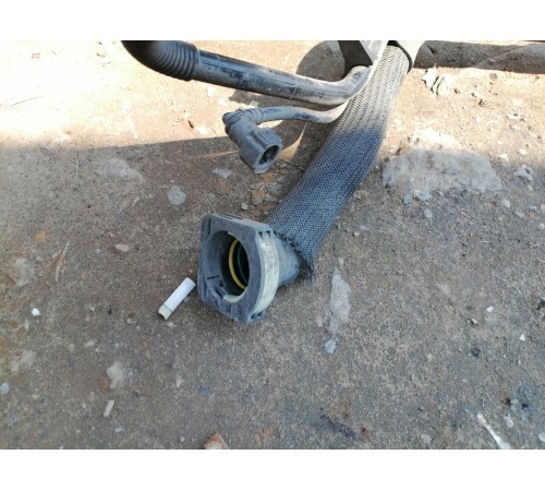 Горловина топливного бака