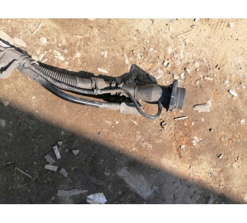 Горловина топливного бака