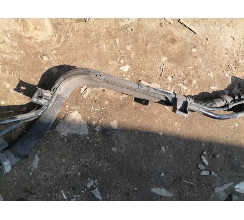 Горловина топливного бака