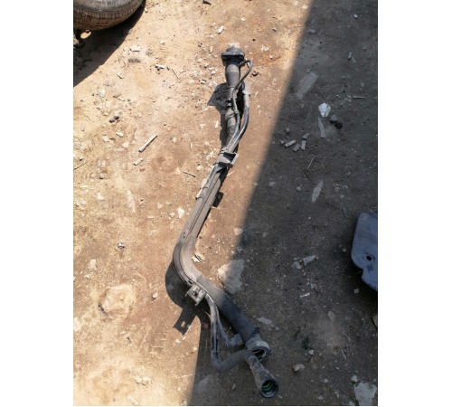 Горловина топливного бака