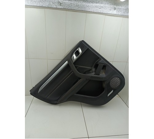 Обшивка двери задняя левая