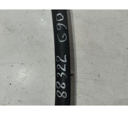 Уплотнитель двери(задний левый)