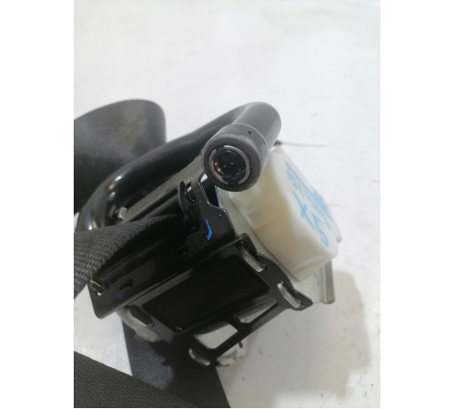 Ремень безопасности задний левый