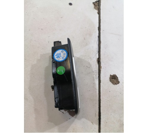 Плафон подсветки салона