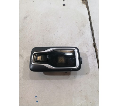 Плафон подсветки салона