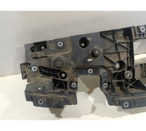 Накладка передней панели верхняя