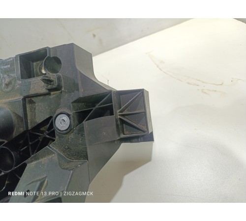 Накладка передней панели верхняя