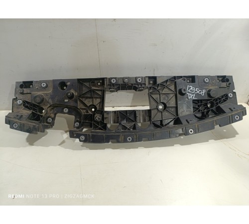 Накладка передней панели верхняя