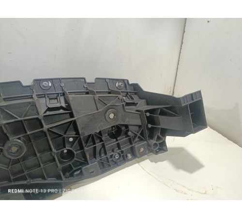 Накладка передней панели верхняя