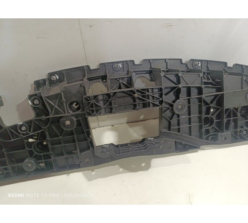 Накладка передней панели верхняя