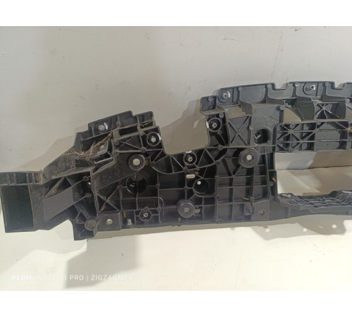 Накладка передней панели верхняя