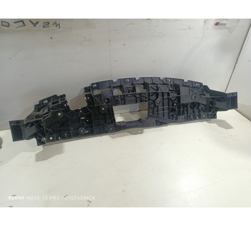 Накладка передней панели верхняя