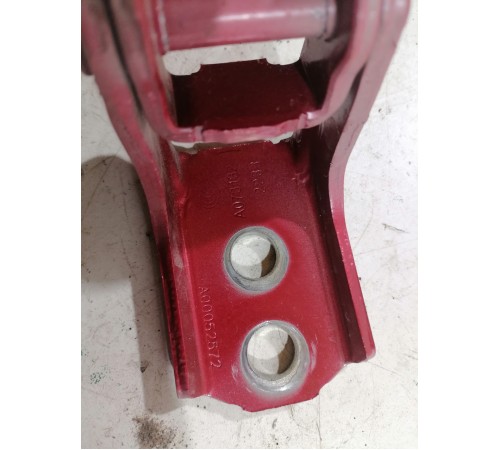 Петля Передняя Нижняя Правая 