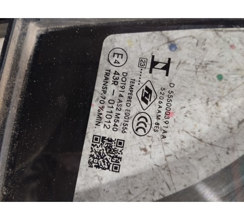 Стекло форточка двери глухое переднее правое