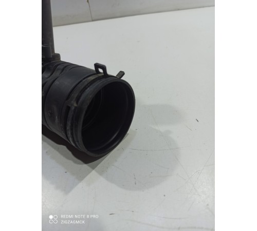 Патрубок воздушного фильтра