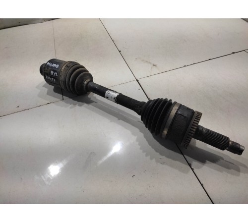 Полуось (привод) (передний, правый)