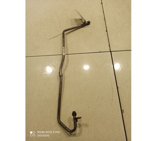 Трубка маслоотдачи турбины