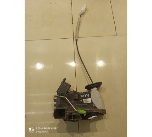 Замок двери (передний, правый)