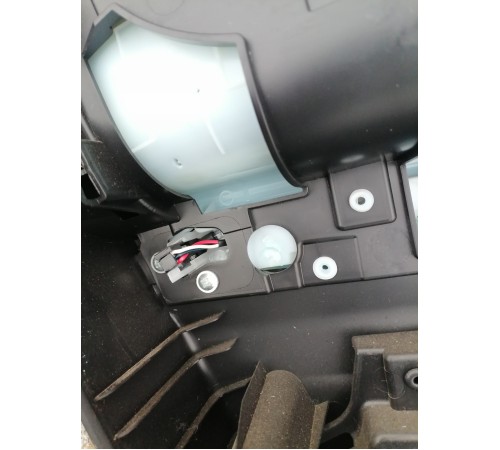 Обшива двери передняя правая