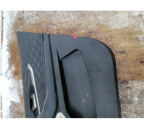 Обшива двери передняя правая