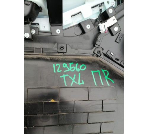 Обшива двери передняя правая