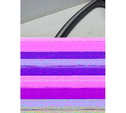 Уплотнитель стекла двери (передний левый)