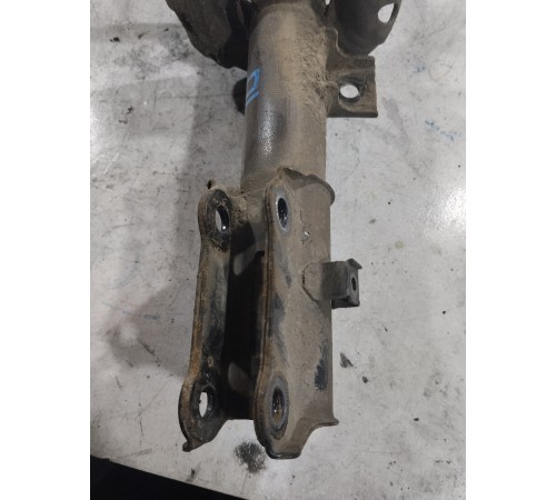 Амортизатор подвески передний левый в сборе