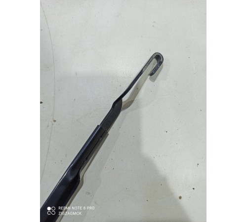 Поводок стеклоочистителя(левый)