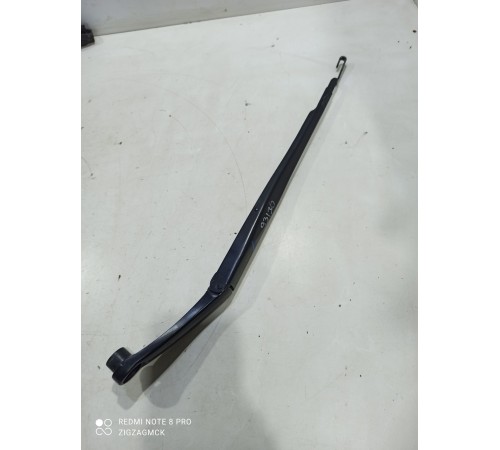 Поводок стеклоочистителя(левый)