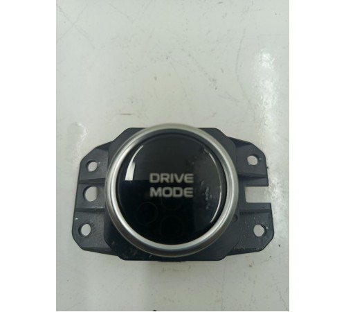 Кнопка переключения режимов трансмиссии