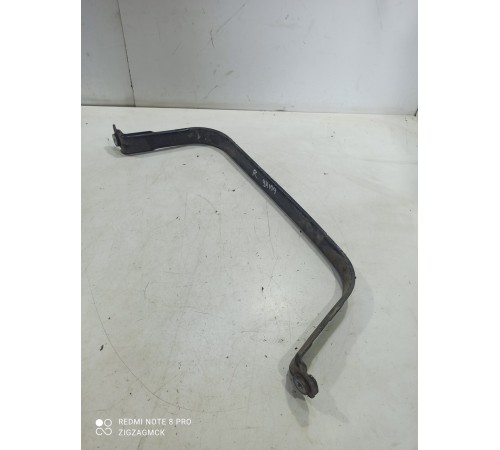 Крепление топливного бака левое