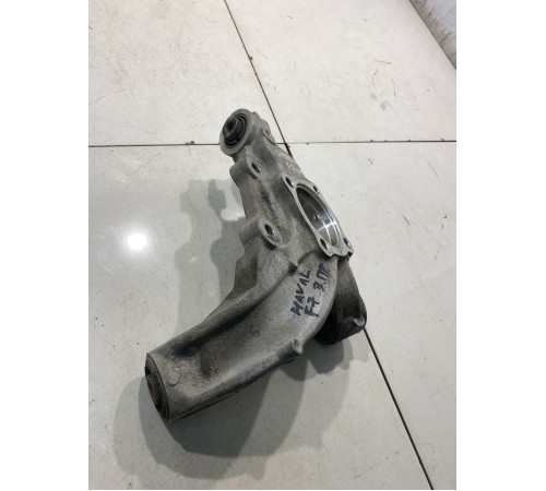 Поворотный кулак (задний, правый)